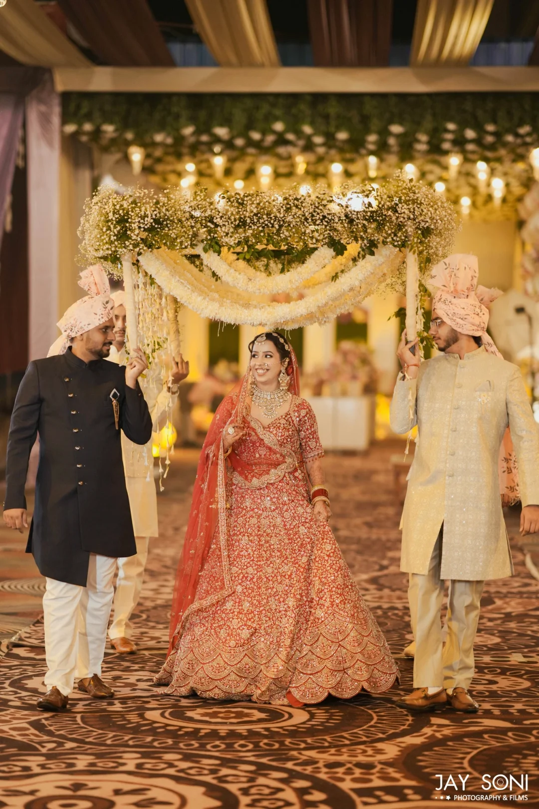 Aalok &amp; Kamini photo 47