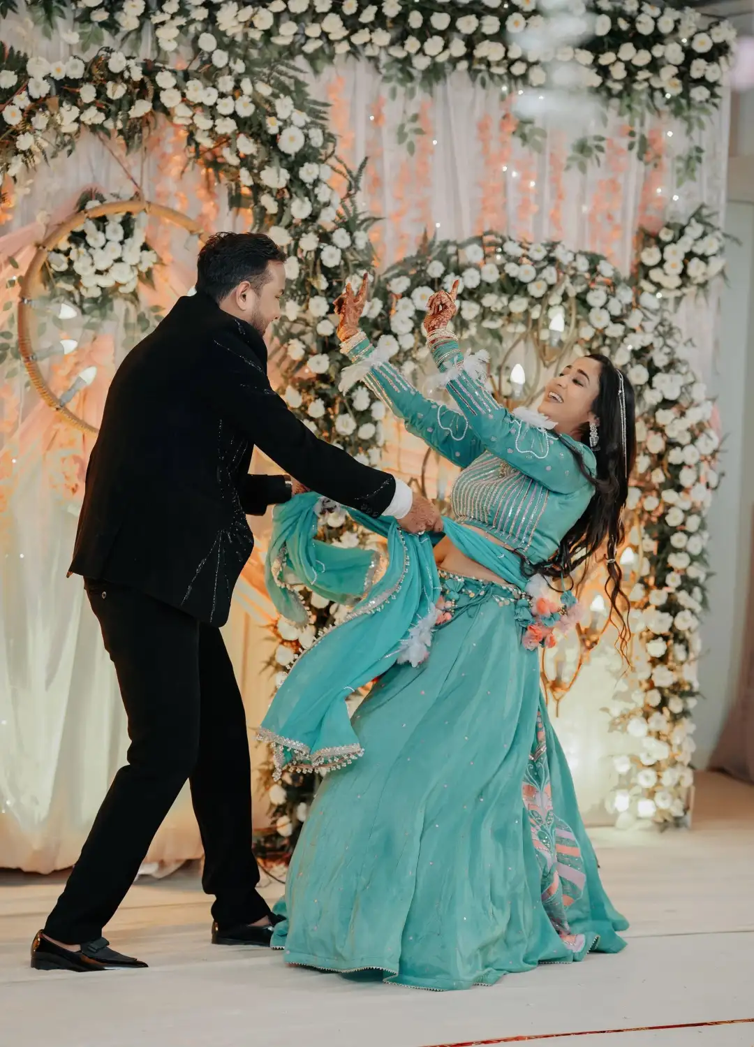 Vaibhav &amp; Bhawna photo 4